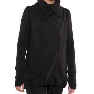 LULULEMON ATHLETICA Gratitude Wrap in Black Size 8